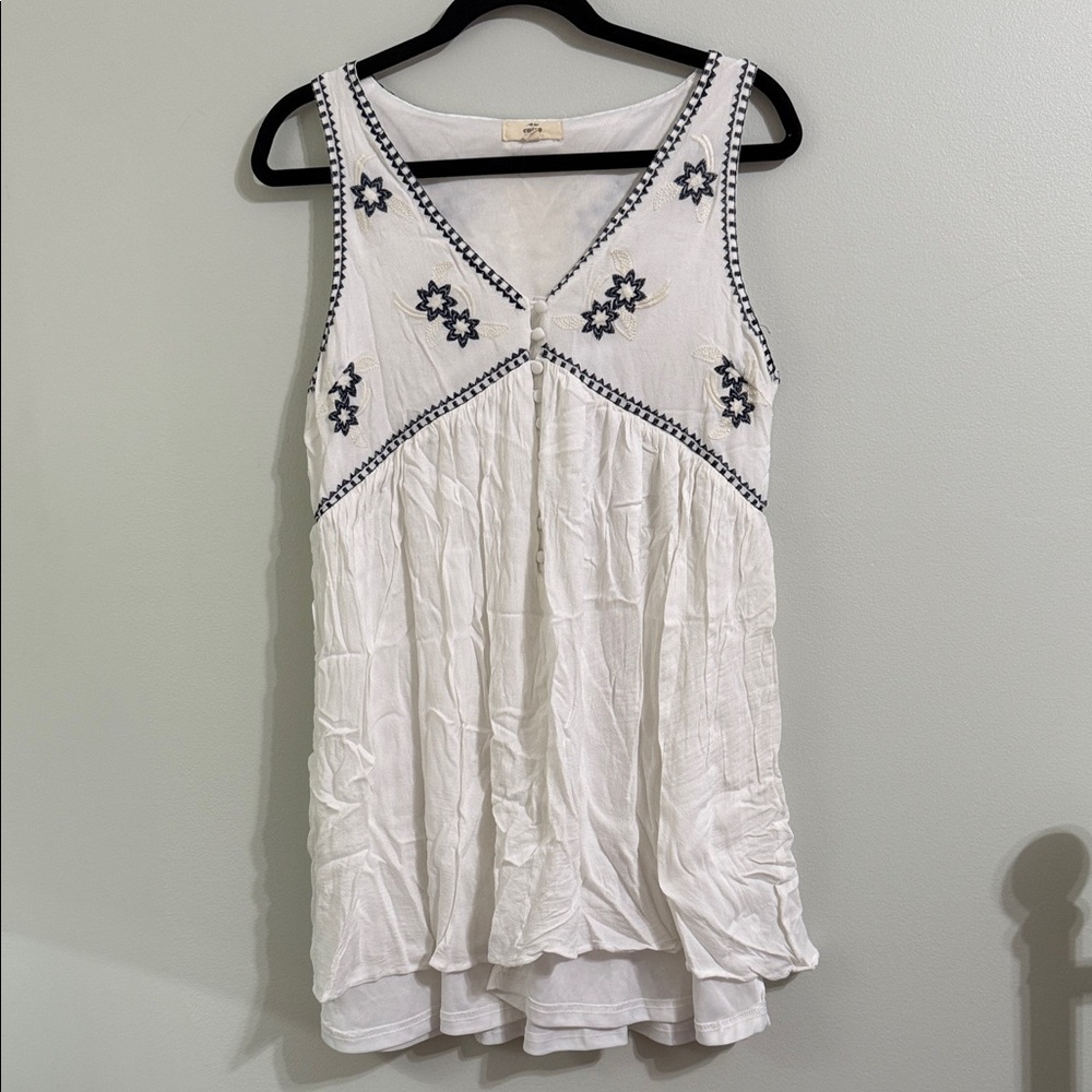 Entro Black and White Top